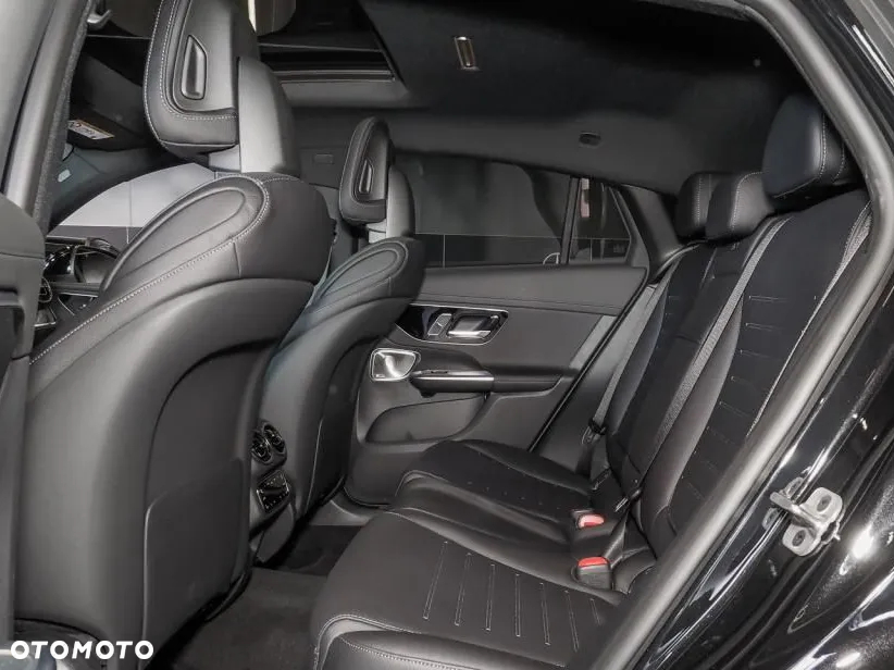 Mercedes-Benz GLC - 7