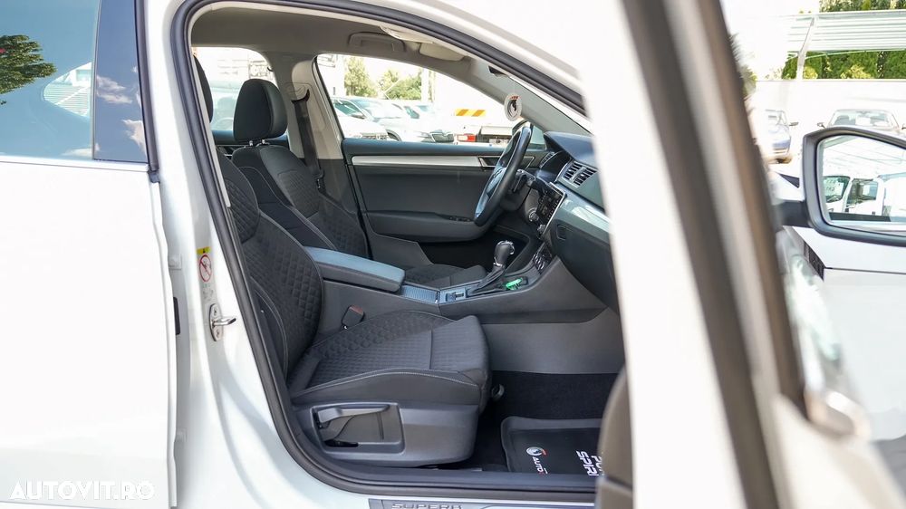 Skoda Superb 1.5 TSI DSG Ambition - 28