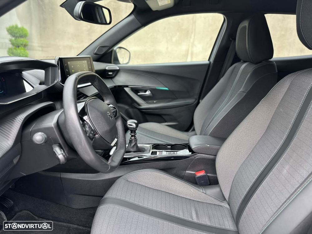 Peugeot 2008 1.2 PureTech Allure Pack - 12