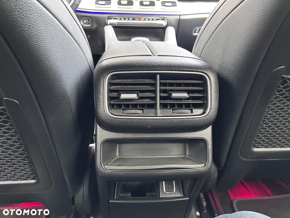 Mercedes-Benz GLE 300 d 4-Matic - 25