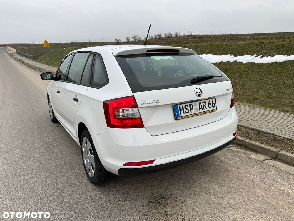 Skoda RAPID 1.2 MPI Ambition - 7