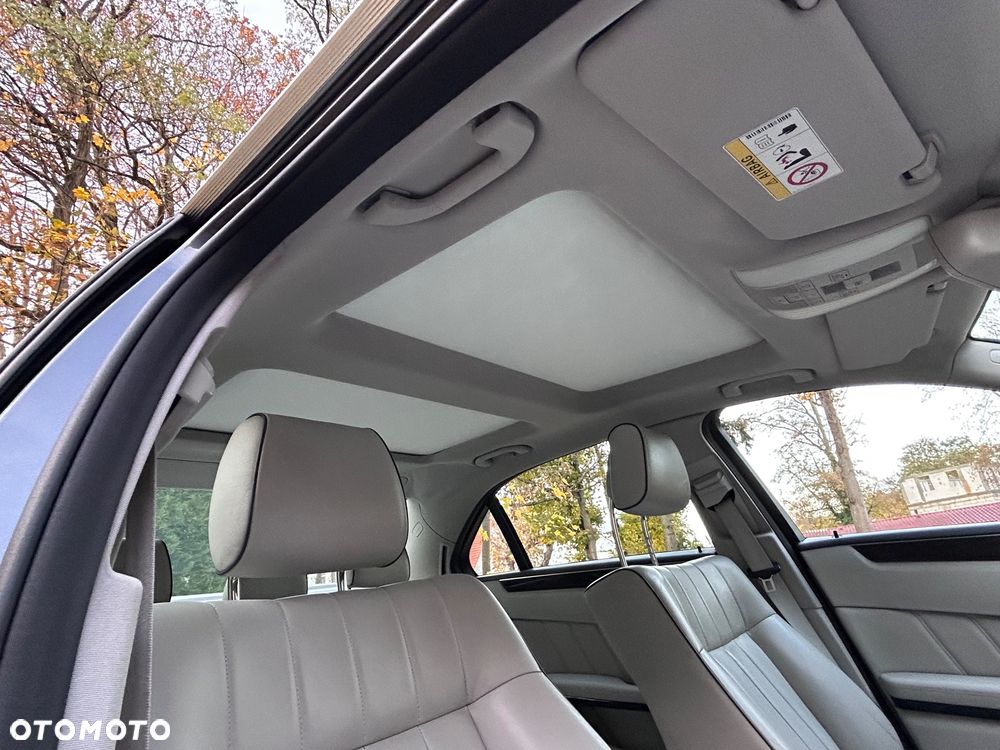 Mercedes-Benz Klasa E - 16