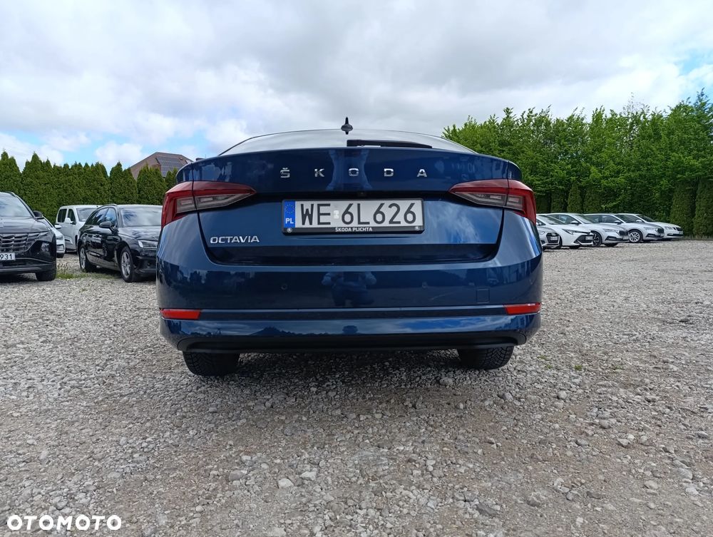 Skoda Octavia 2.0 TDI Ambition - 11