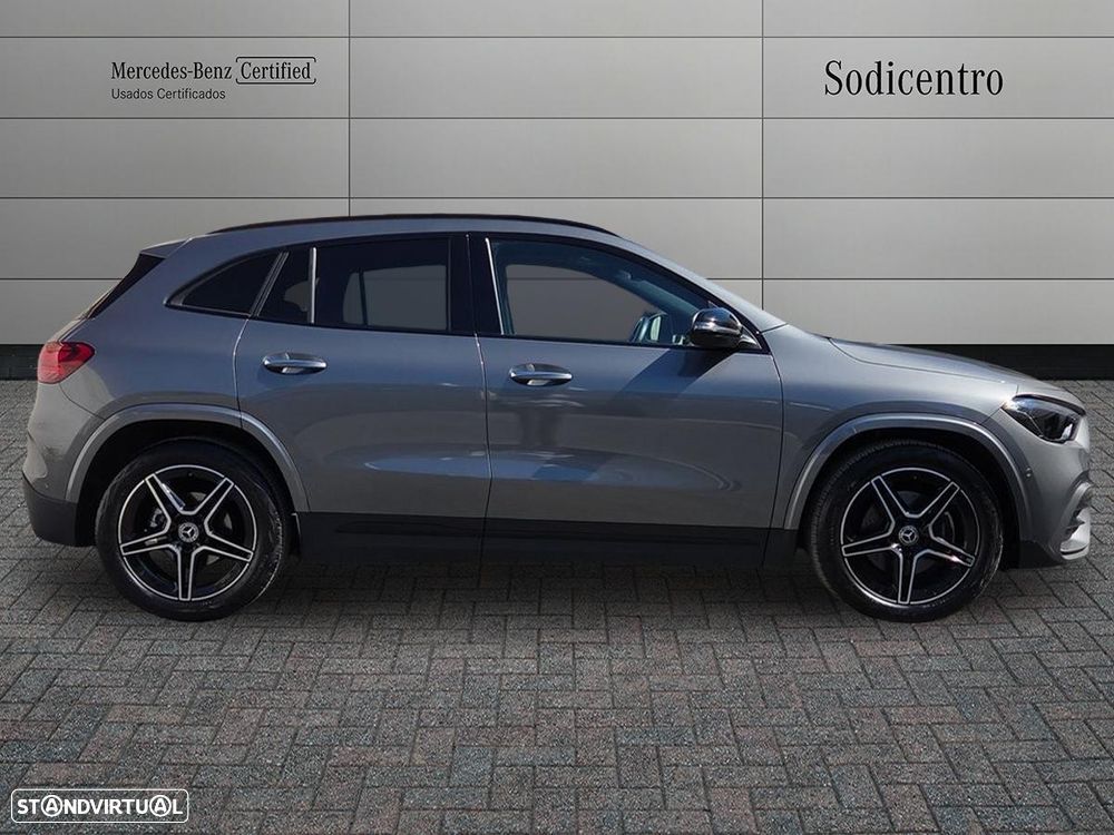 Mercedes-Benz GLA 180 d AMG Line - 8