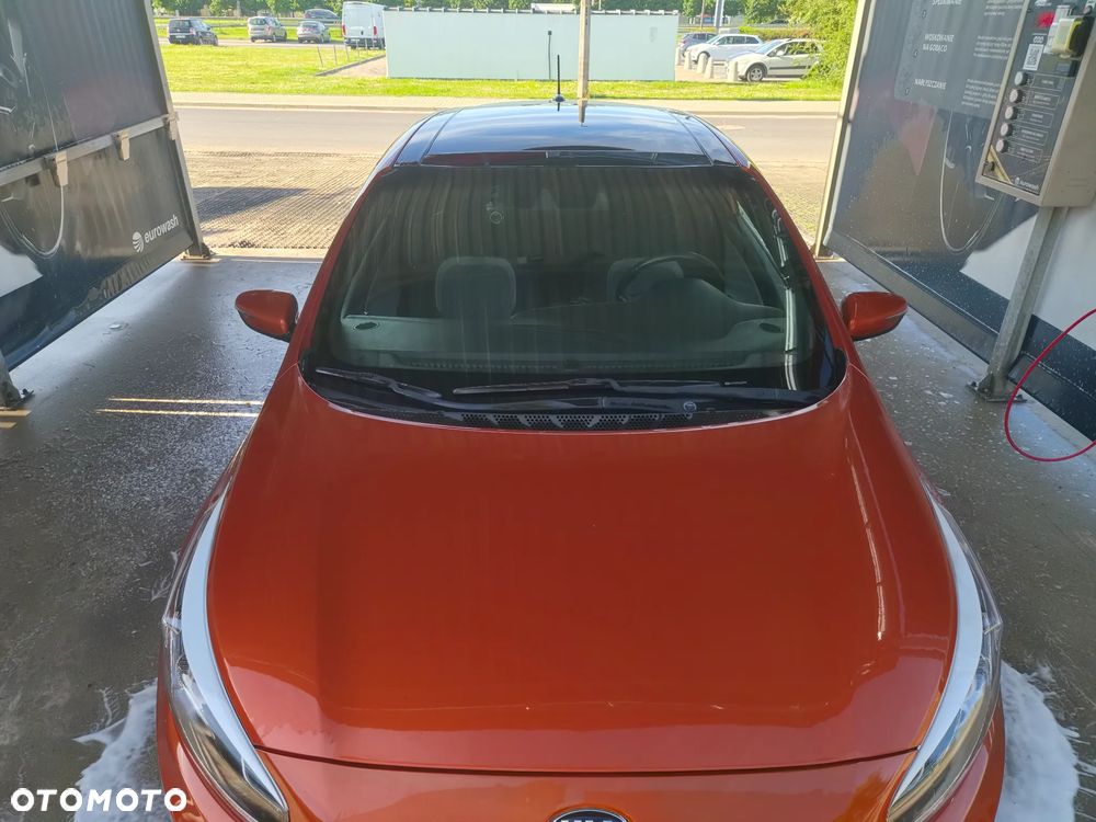 Kia Ceed 1.6 GDI L - 4