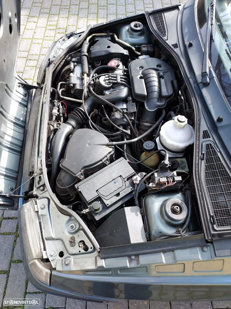 Renault Clio 1.8 Baccara - 8