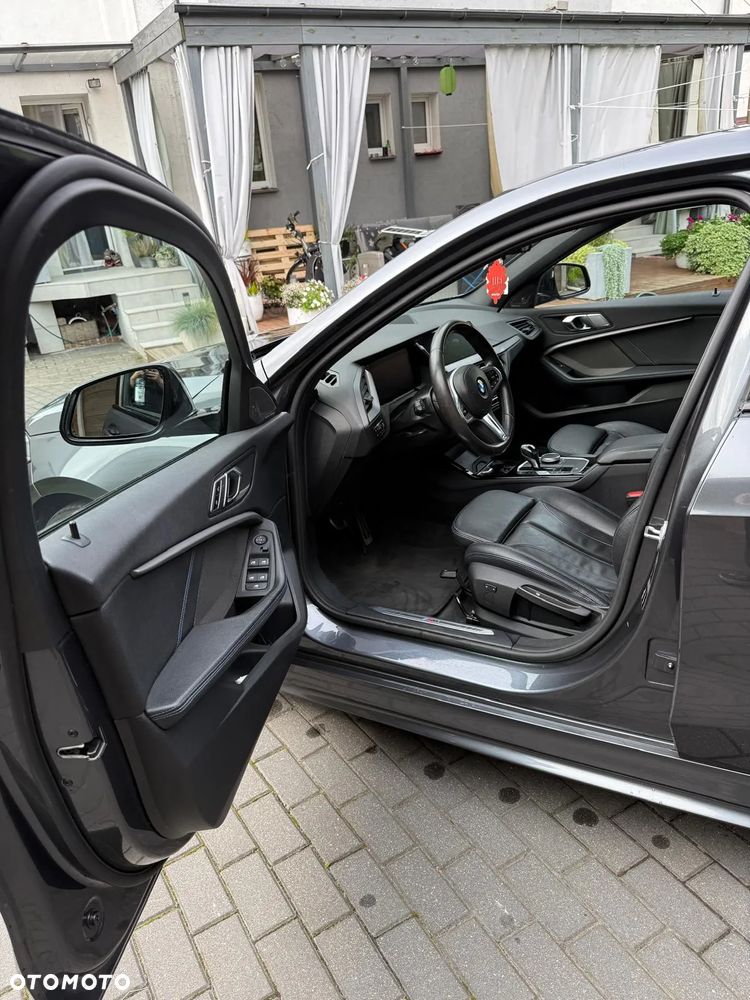 BMW Seria 1 118i M Sport - 9