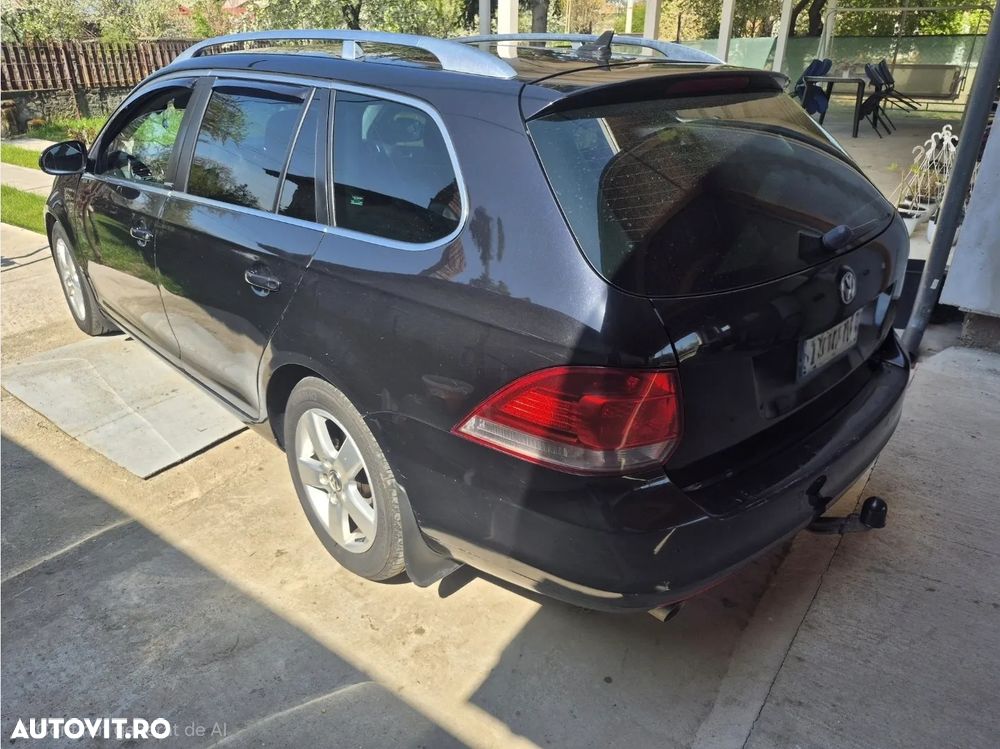 Volkswagen Golf 1.6 TDI DPF Comfortline - 3