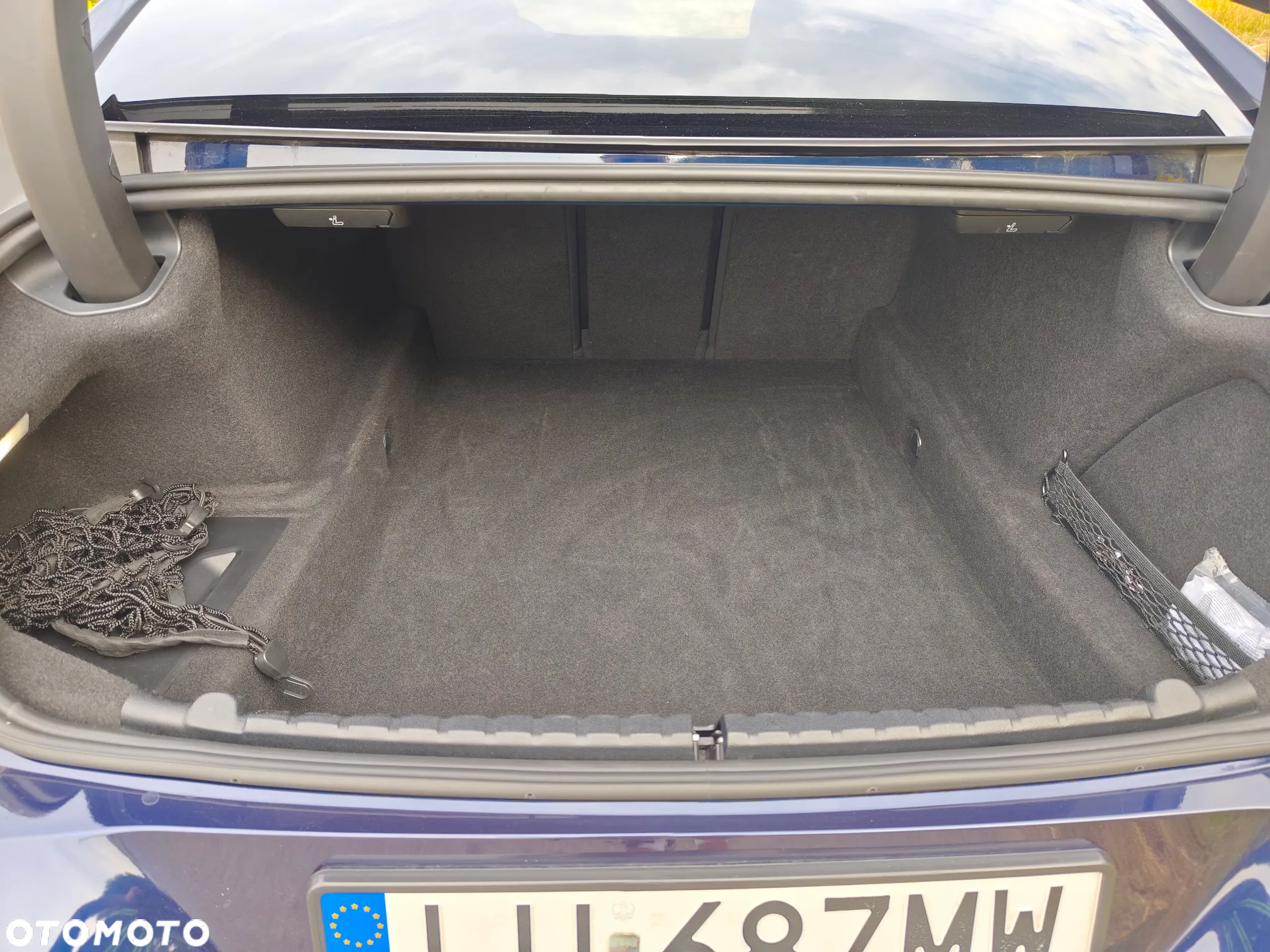 BMW Seria 8 - 15