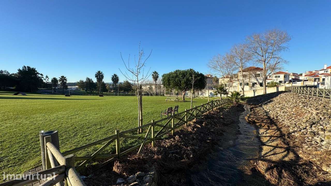 Lote Urbano com Projeto Aprovado Moradia T4– Mafra (Centro) - Grande imagem: 5/12