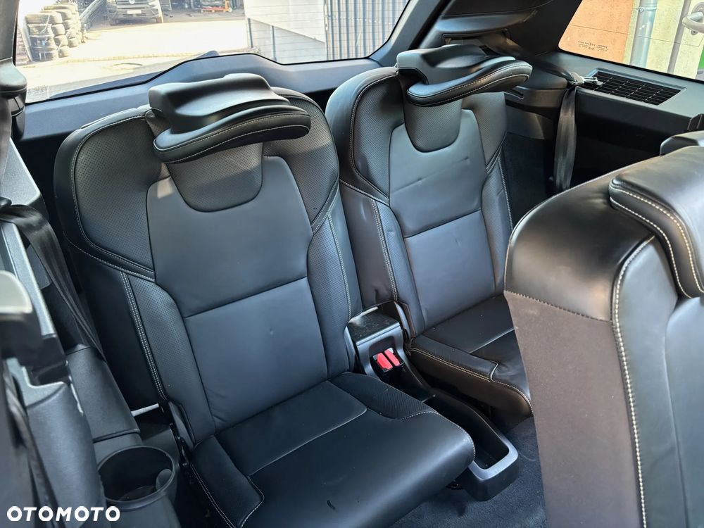 Volvo XC 90 D5 AWD Geartronic RDesign - 38