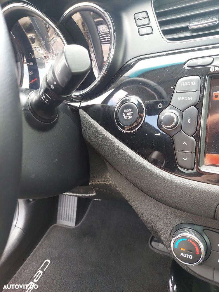 Kia Ceed - 21