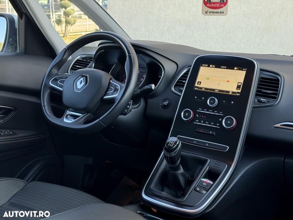 Renault Grand Scenic - 7