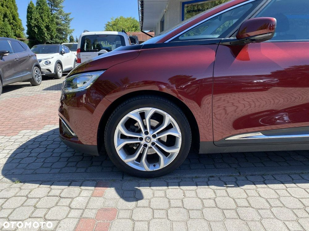 Renault Grand Scenic - 8