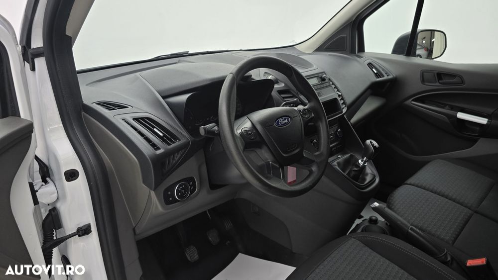 Ford Transit Connect - 14