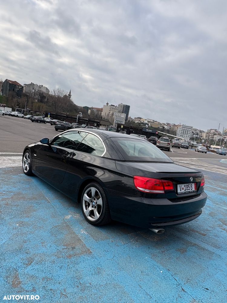 BMW Seria 3 320d DPF Cabrio Aut. - 4