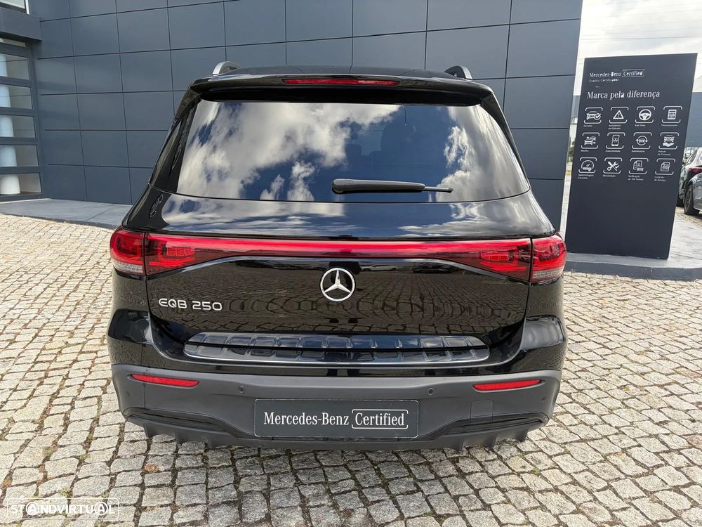 Mercedes-Benz EQB 250 AMG Line - 6