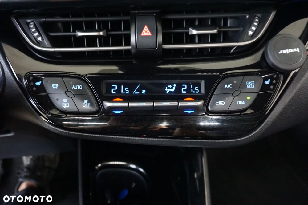 Toyota C-HR 1.8 Hybrid Prestige - 32