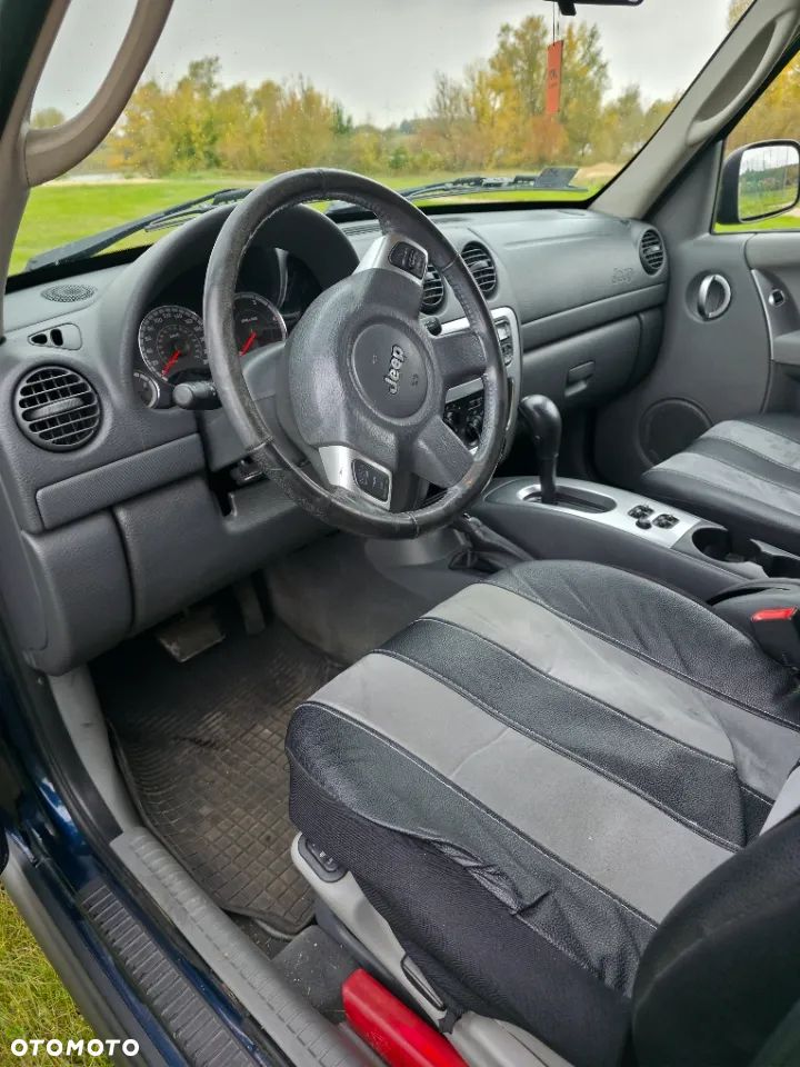 Jeep Cherokee 2.8 CRD Limited - 8