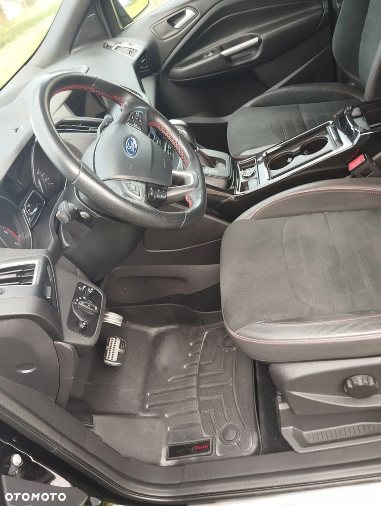 Ford Kuga 2.0 TDCi AWD ST-Line Black - 14