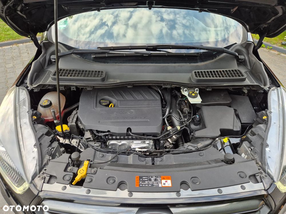 Ford Kuga 1.5 EcoBoost 2x4 ST-Line - 34