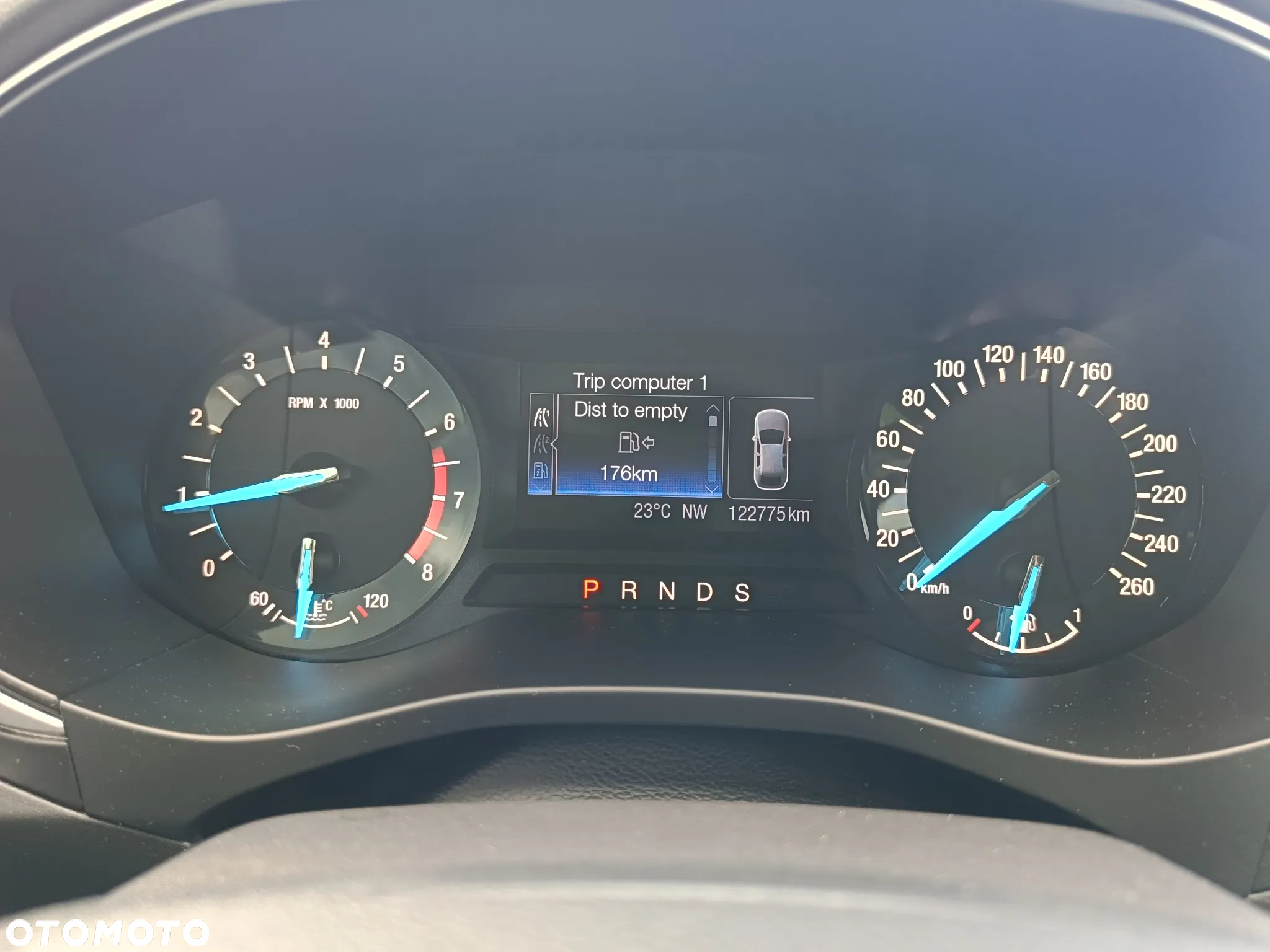 Ford Mondeo 1.5 EcoBoost Gold Edition - 29