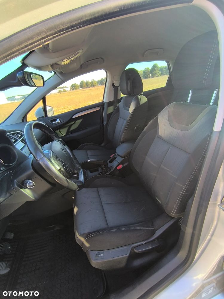 Citroën C4 1.6 HDi Seduction - 9