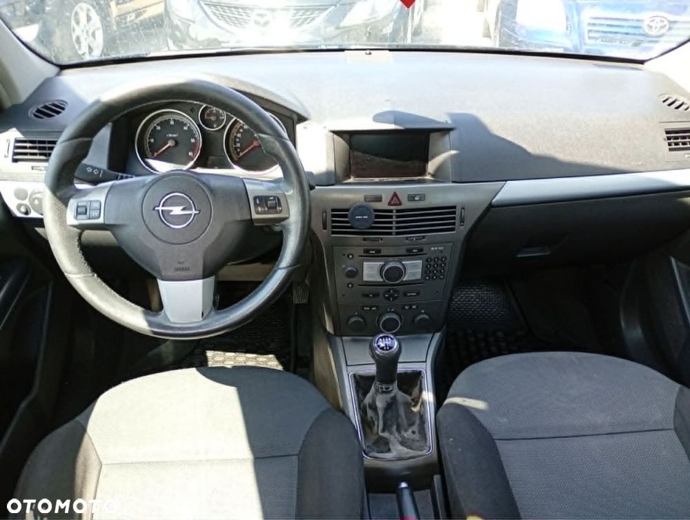 Opel Astra - 8