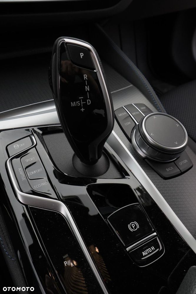 BMW Seria 5 540d xDrive mHEV M Sport sport - 15