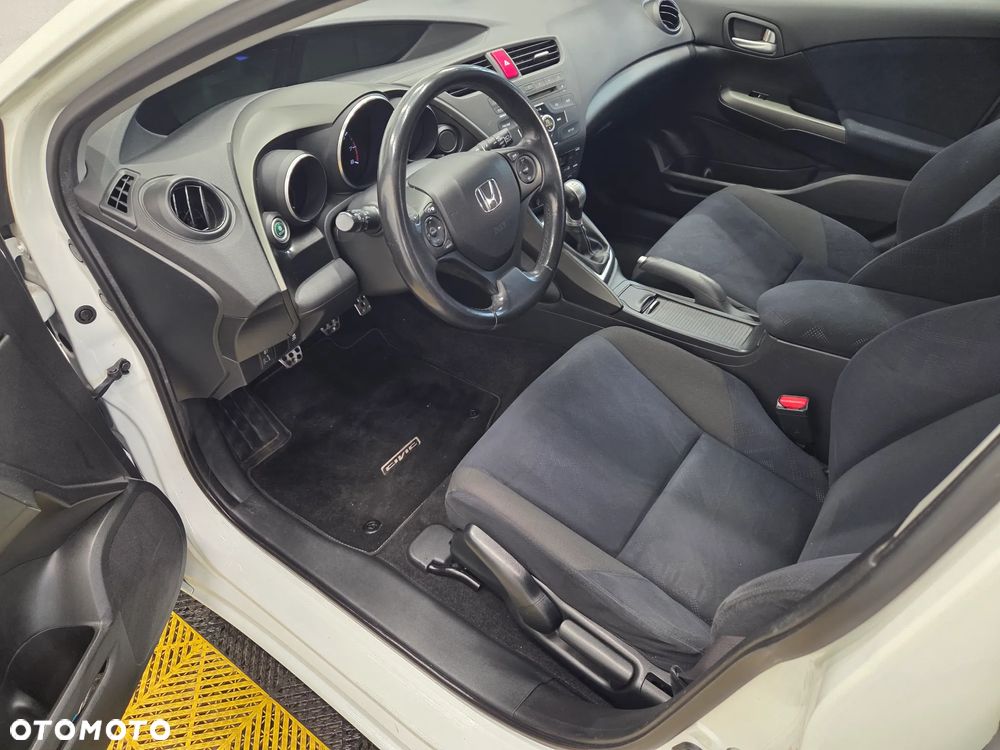 Honda Civic 1.8 Executive NAVI - 13