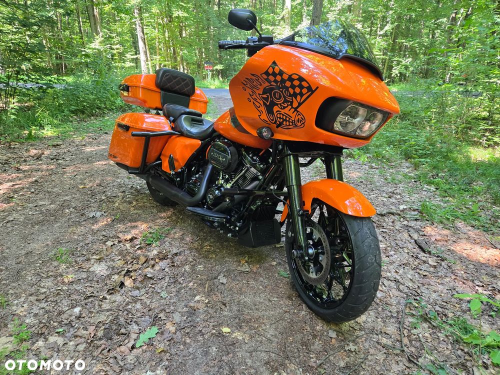 Harley-Davidson Touring Road Glide - 3