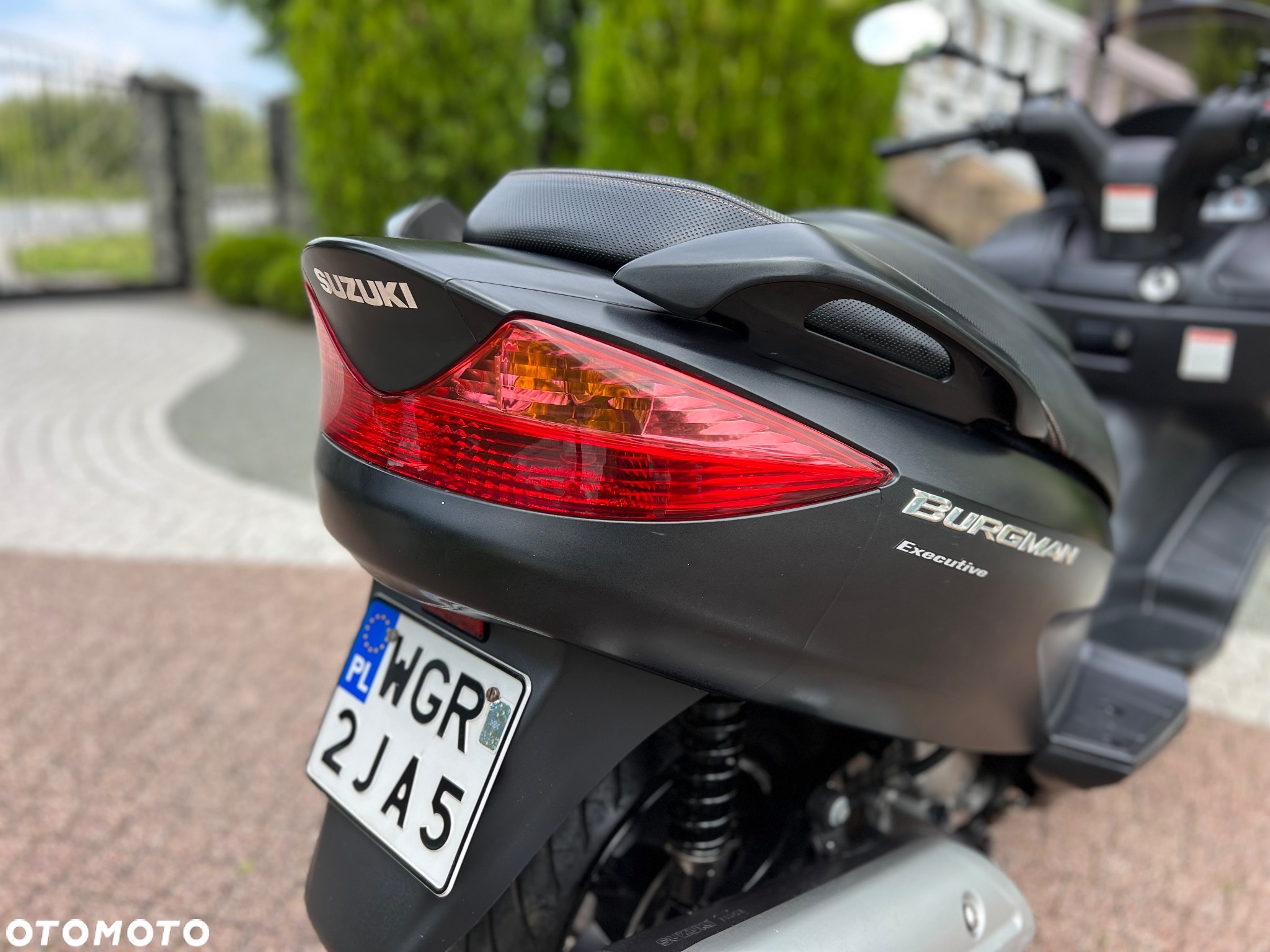 Suzuki Burgman - 11