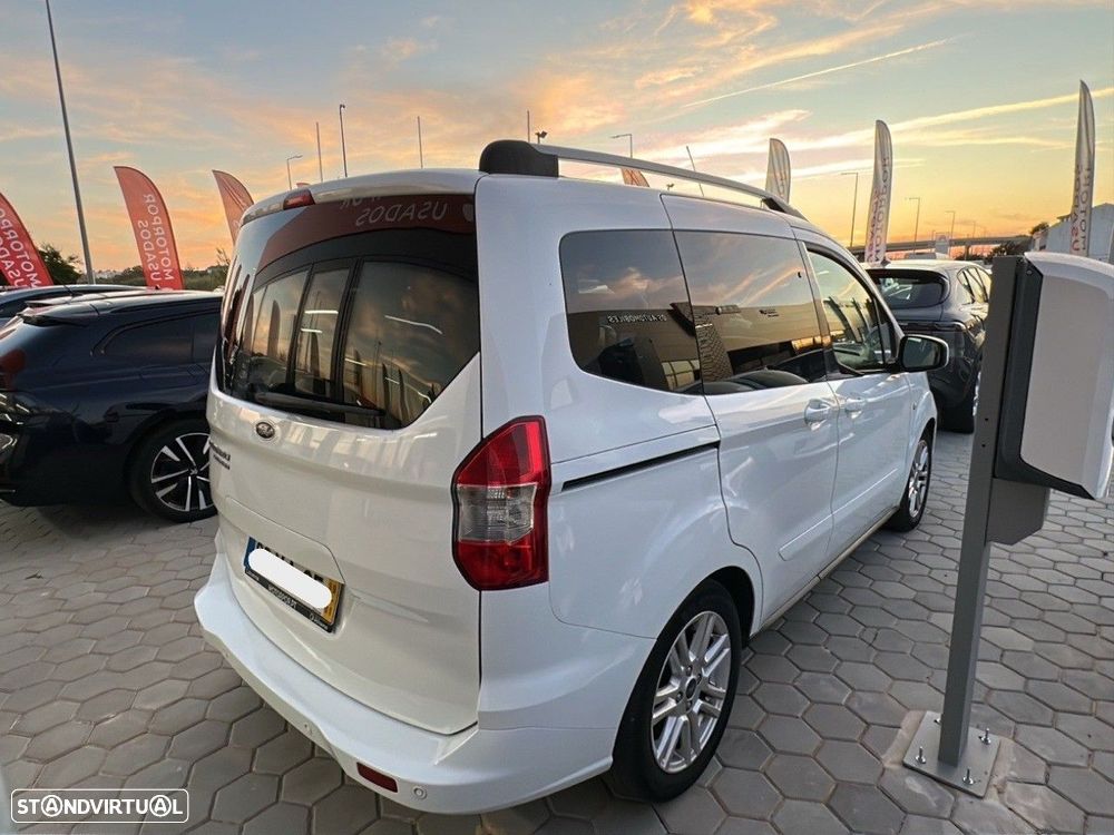 Ford Tourneo Courier 1.0 EcoBoost Titanium - 5