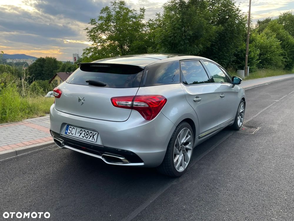 Citroën DS5 THP 200 SportChic - 2