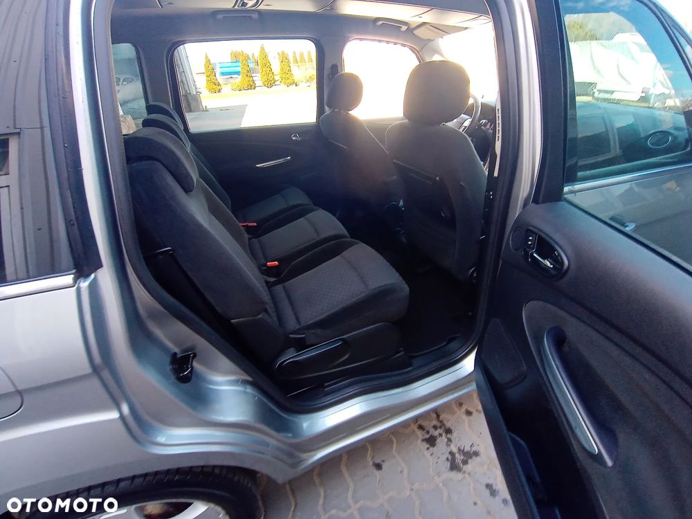 Ford Galaxy 2.0 Viva Titanium - 24