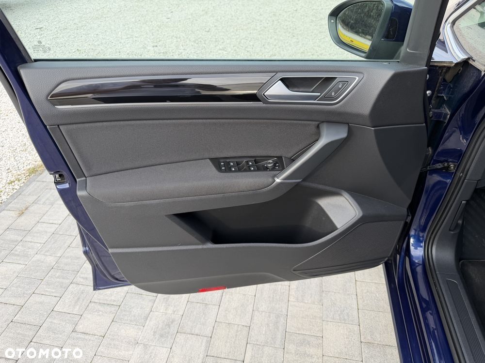 Volkswagen Touran 1.5 TSI EVO Highline DSG - 11