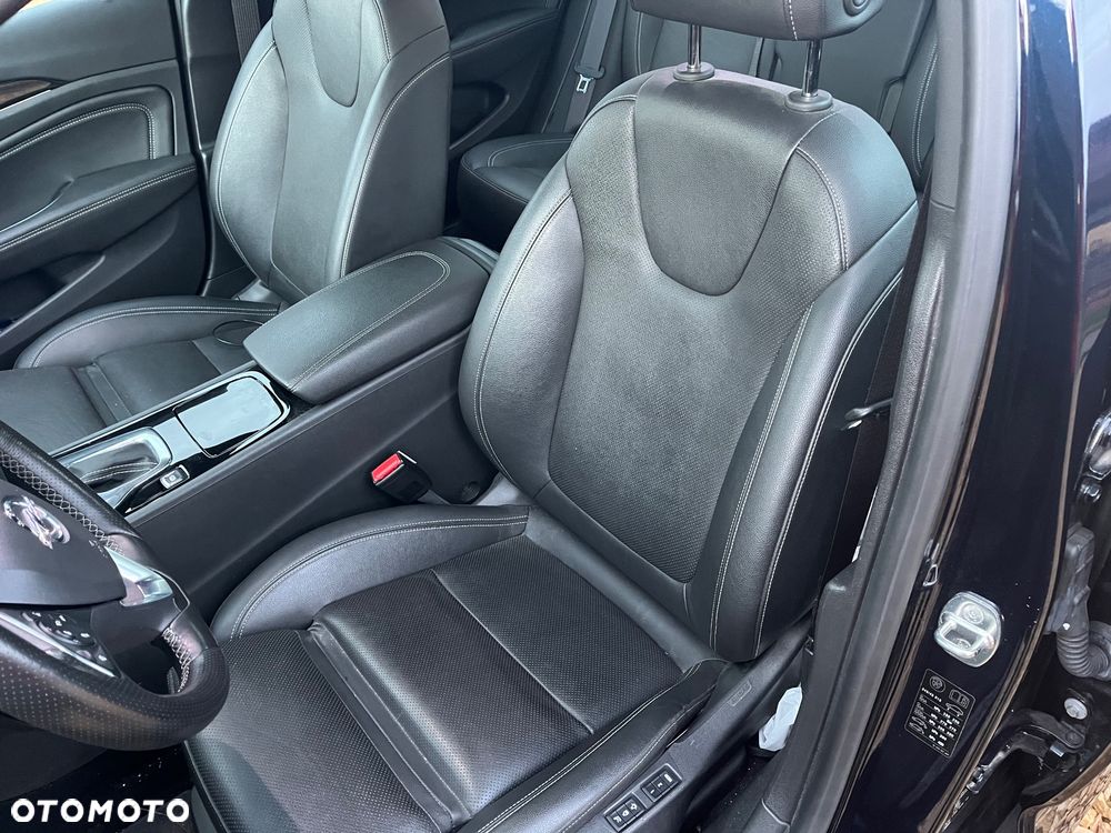 Opel Insignia CT 2.0 CDTI 4x4 Elite S&S - 6