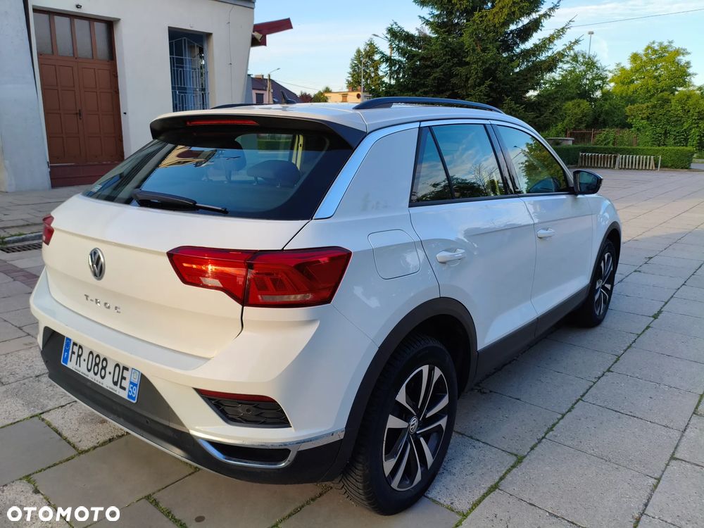 Volkswagen T-Roc - 3
