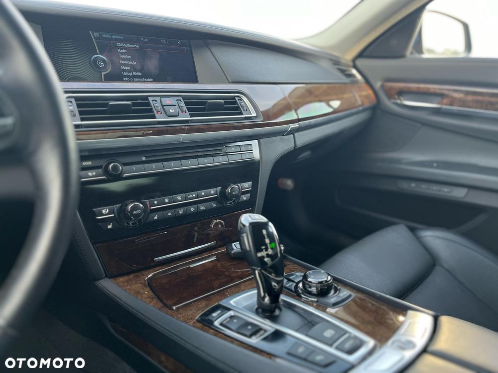 BMW Seria 7 760Li - 18