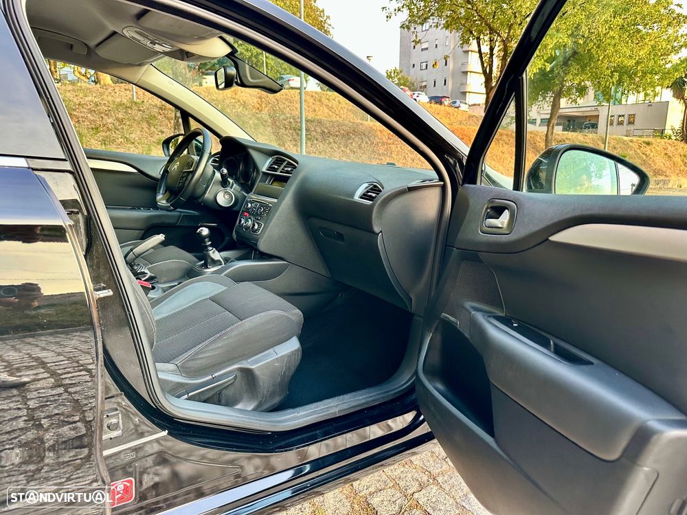 Citroën C4 1.6 e-HDi Seduction - 25