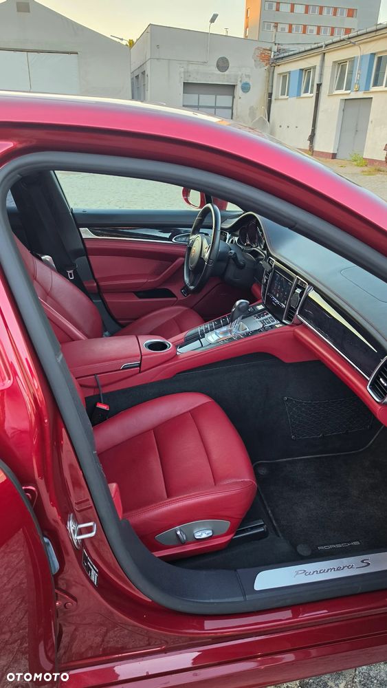 Porsche Panamera - 6
