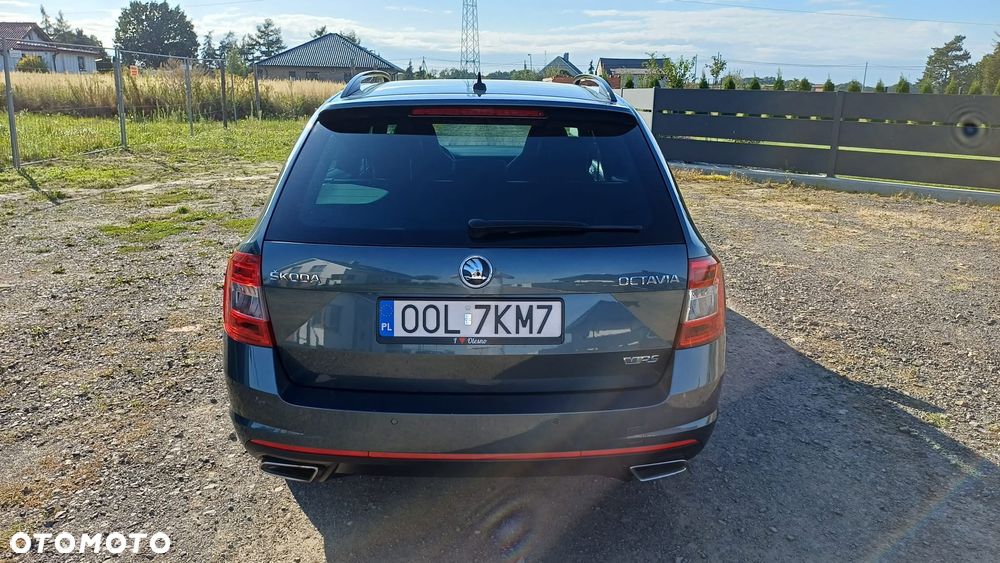 Skoda Octavia 2.0 TDI RS DSG - 4