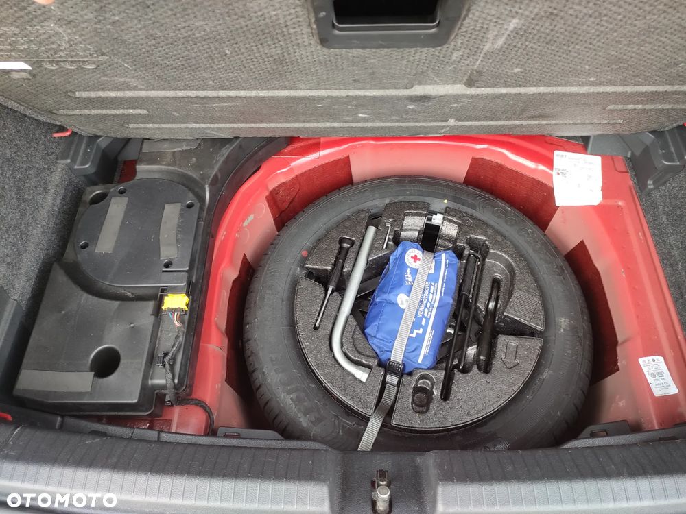 Volkswagen Polo 1.0 Blue Motion Technology beats - 5