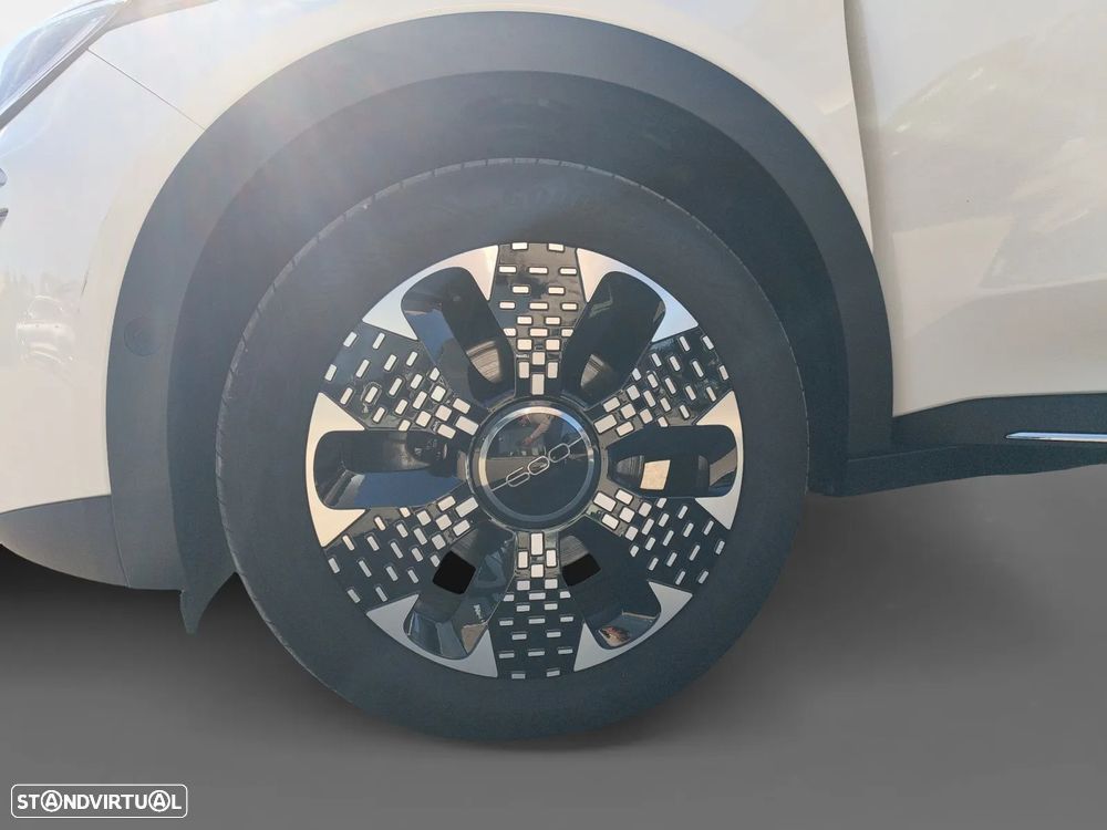 Fiat 600 1.2 Hybrid La Prima - 9