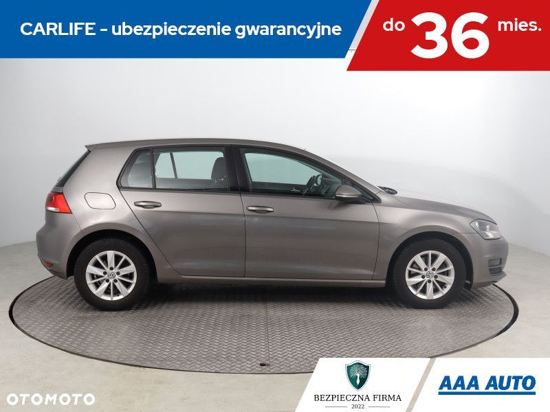 Volkswagen Golf - 7