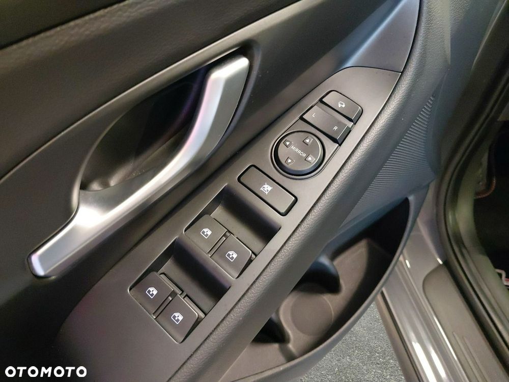 Hyundai i30 1.5 T-GDI 48V-Hybrid DCT N Line - 15