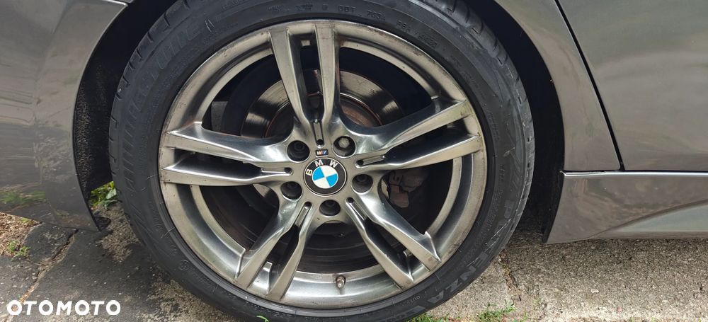 BMW Seria 3 325d - 9