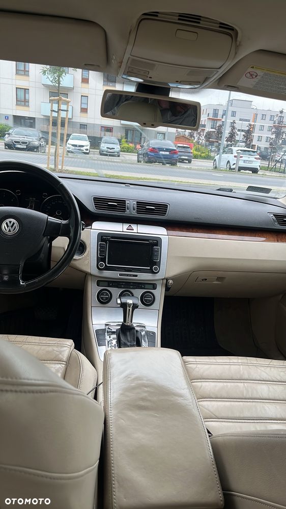 Volkswagen Passat 2.0 TDI Highline DSG - 11