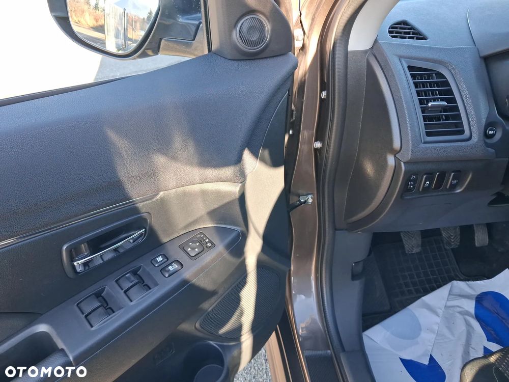 Mitsubishi ASX 1.6 2WD Comfort Edition - 11