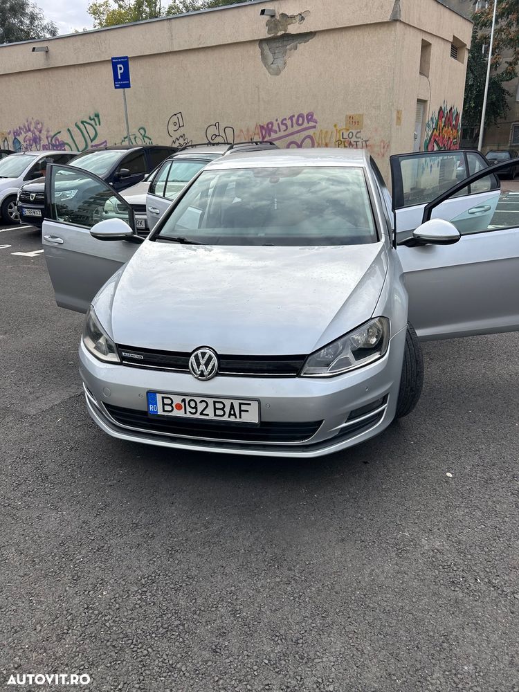 Volkswagen Golf - 2